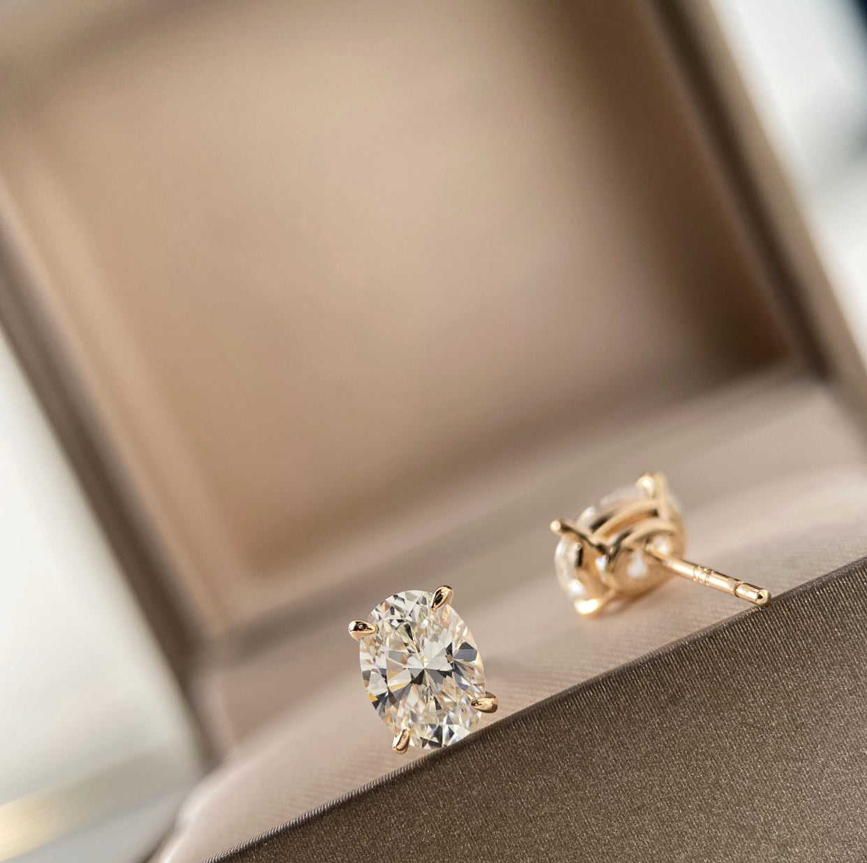 The Cassandra Moissanite Set by Intricata co.