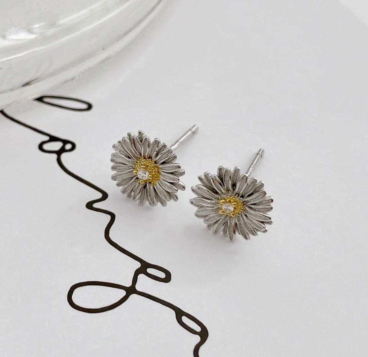 Verla Sunflower Earring