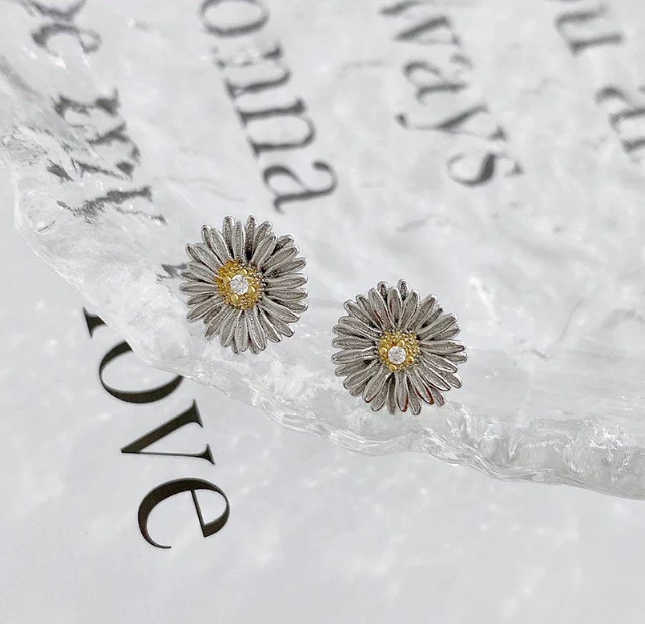 Verla Sunflower Earring