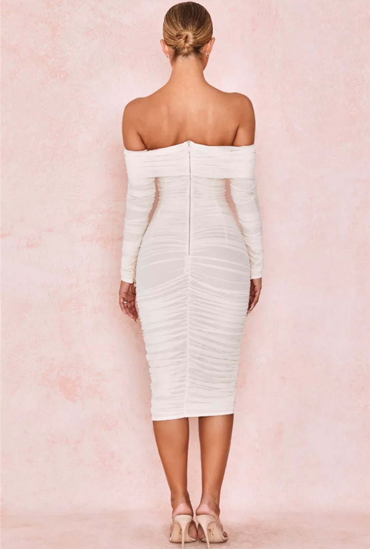 Mou Aér Arata Off-shoulder Dress