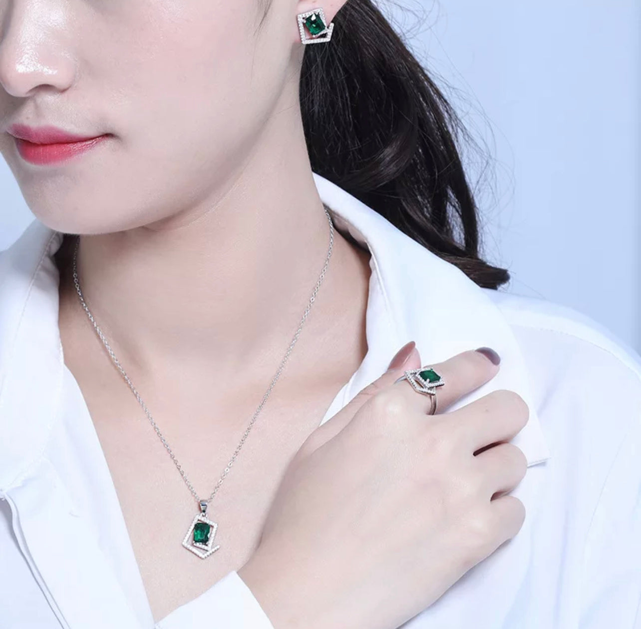 The Quartelle Emerald Set by Intricata co.