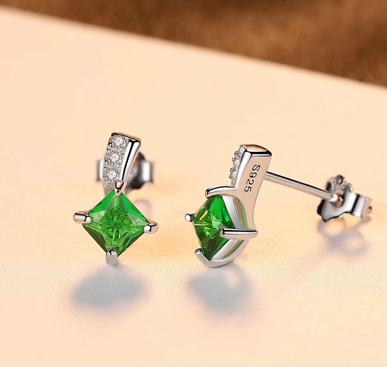 The Queen Royale Stud earring by Intricata co.