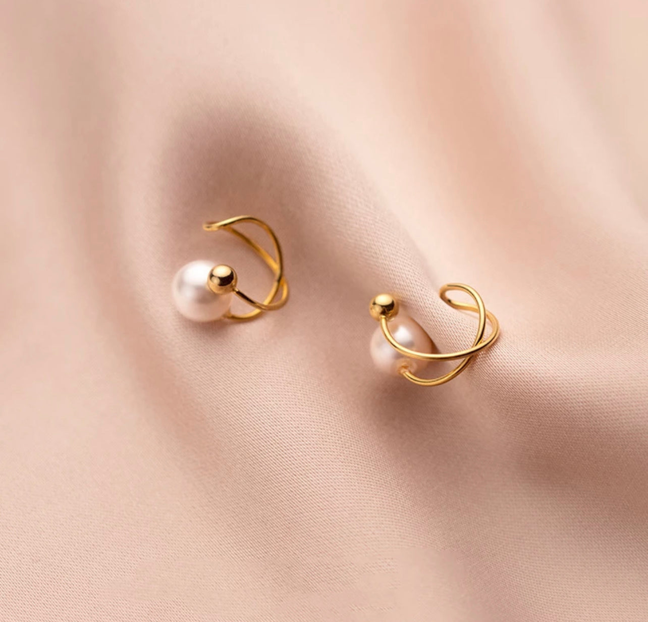 The Unipearl Clip On Earring by Intricata co.